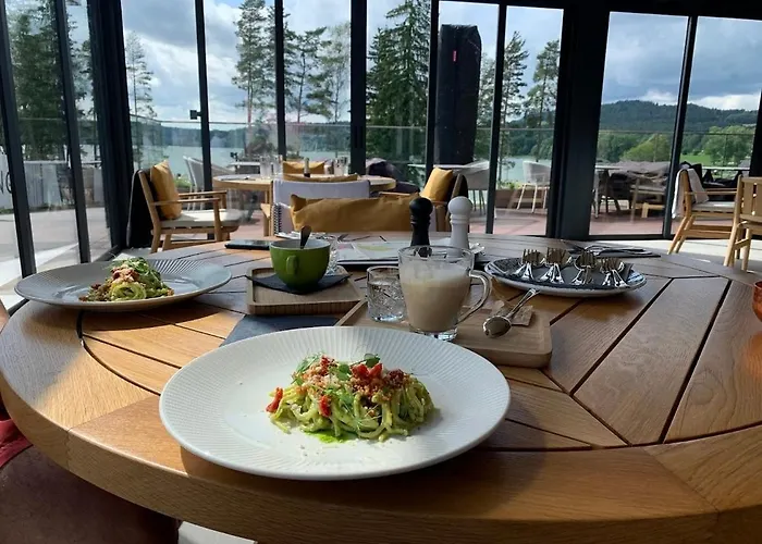 Molo Lipno Luxusni 4kk شقة